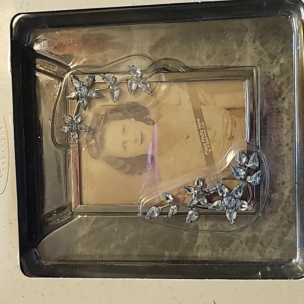 Hallmark Keepsake Close In Heart Photo Holder Ornament Glass Metal Blue Gems